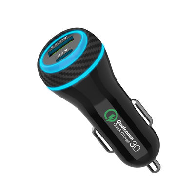 PD QC 3.0携帯電話のための51W USB C USB A車の充電器のアダプター
