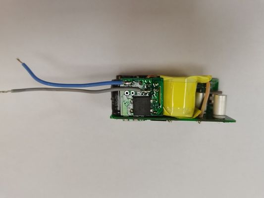 65w UsbC Pd Gan力のアダプター中国はプリント基板のPcbaの設計およびPCBアセンブリを