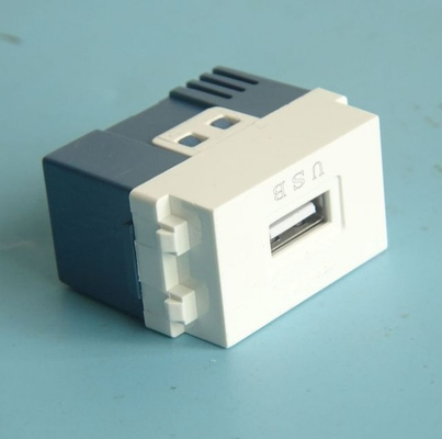 30W USBのソケット5V 9V 12V充満パワー アウトレットの港電気USBのソケット5V 3.6A USBのソケット5V 9V 12V充満
